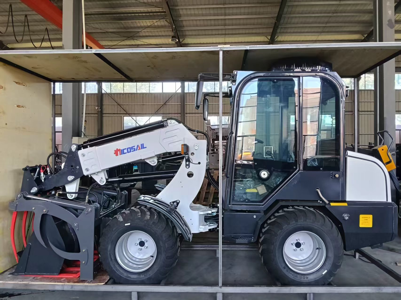 Chargeur télescopique compact  - Heavy Equipment Loader avis et prix
